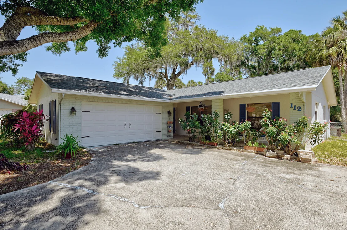 Photo of 112 E Haven Drive