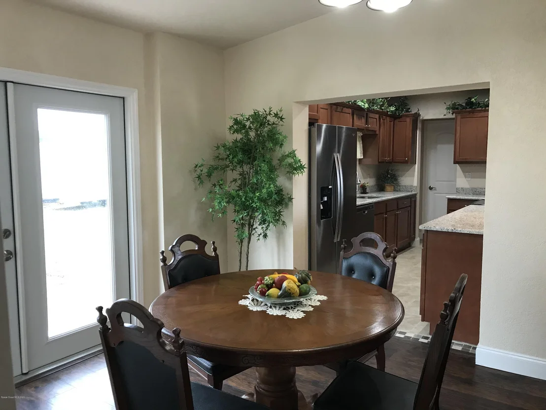 Photo of 3201 Ideal Avenue NE