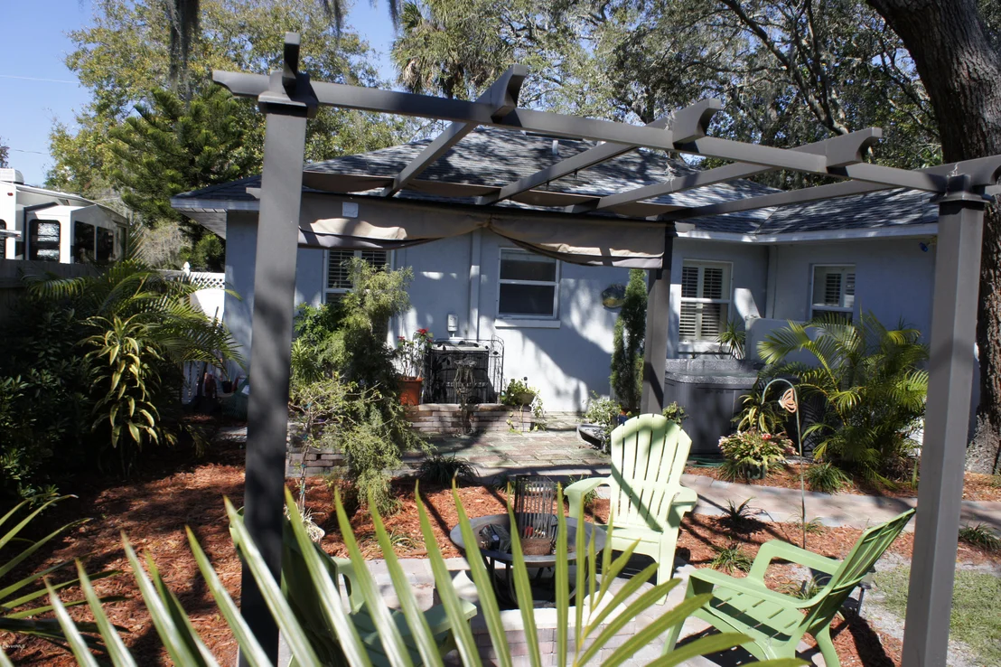 Photo of 555 Old Oak Street