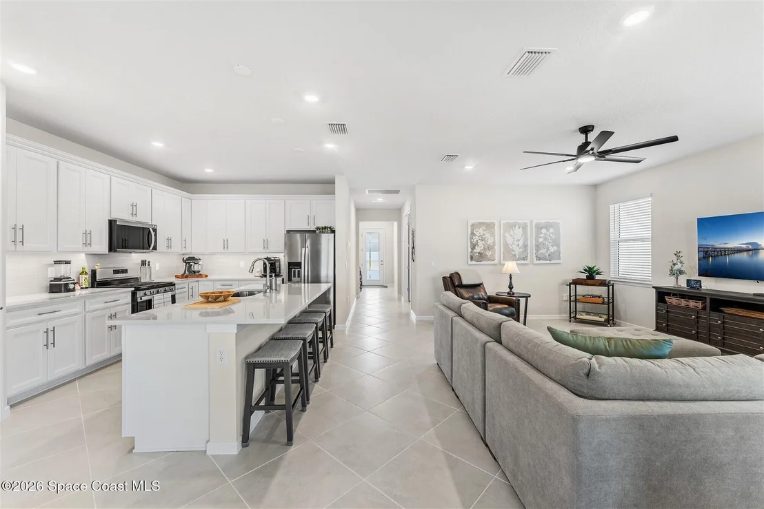 Photo of 3582 Coastline Lane