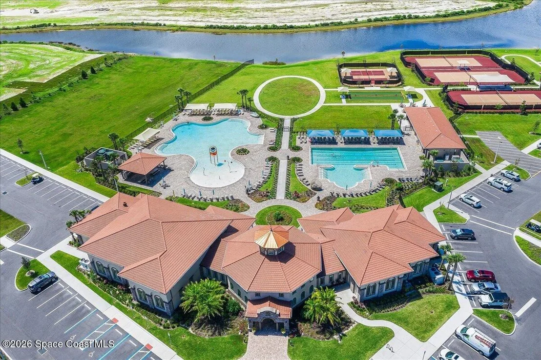Photo of 8476 Lyside Drive
