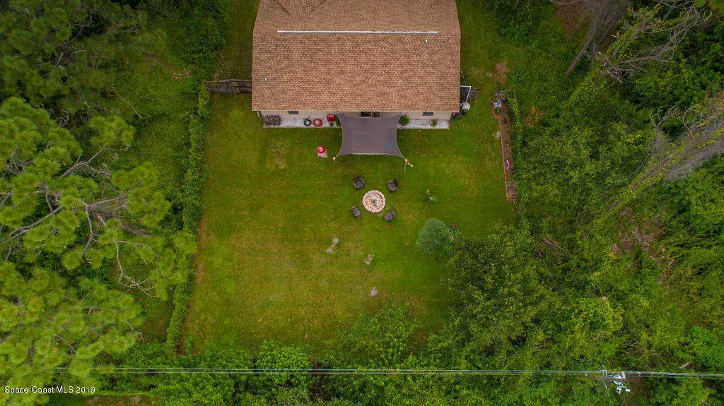 Photo of 1174 Ruby Street SE