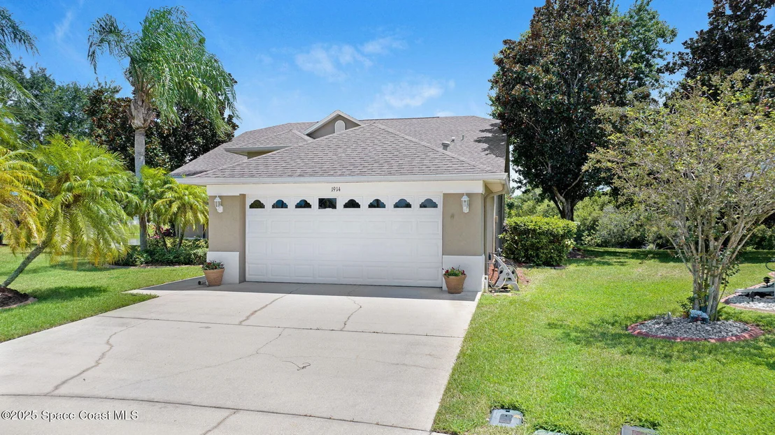 Photo of 1914 Ficus Point Drive