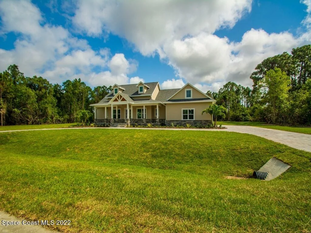Photo of 7035 Indian River Boulevard