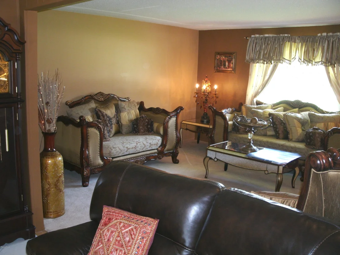 Photo of 1018 Barton Boulevard