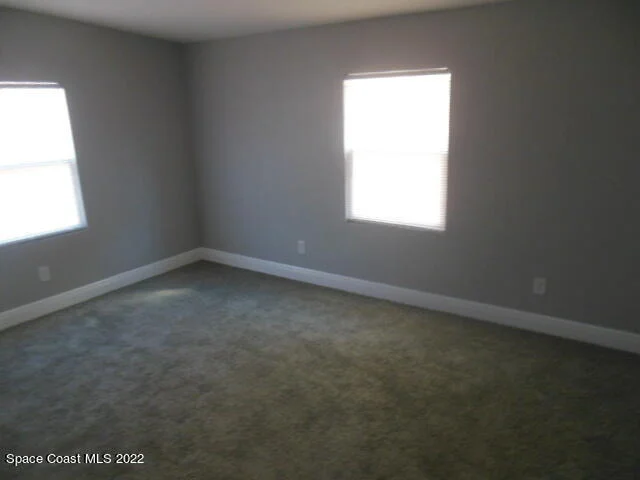 Photo of 335 Maplewood Boulevard