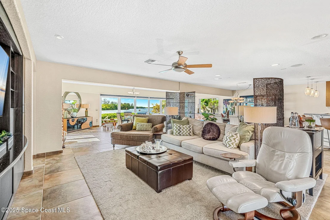 Photo of 561 Capri Road