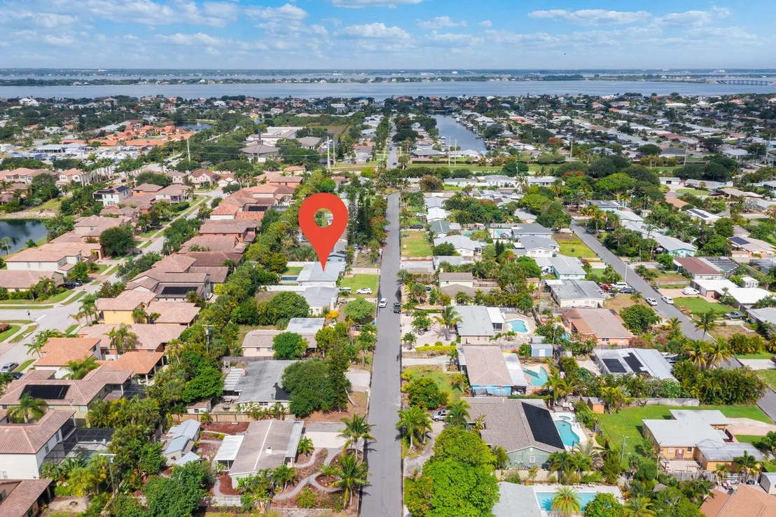 Photo of 340 W Exeter Street