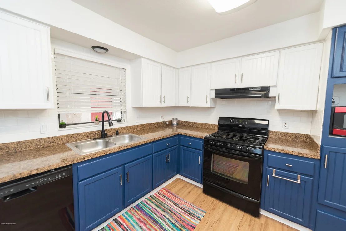 Photo of 1333 Estridge Drive