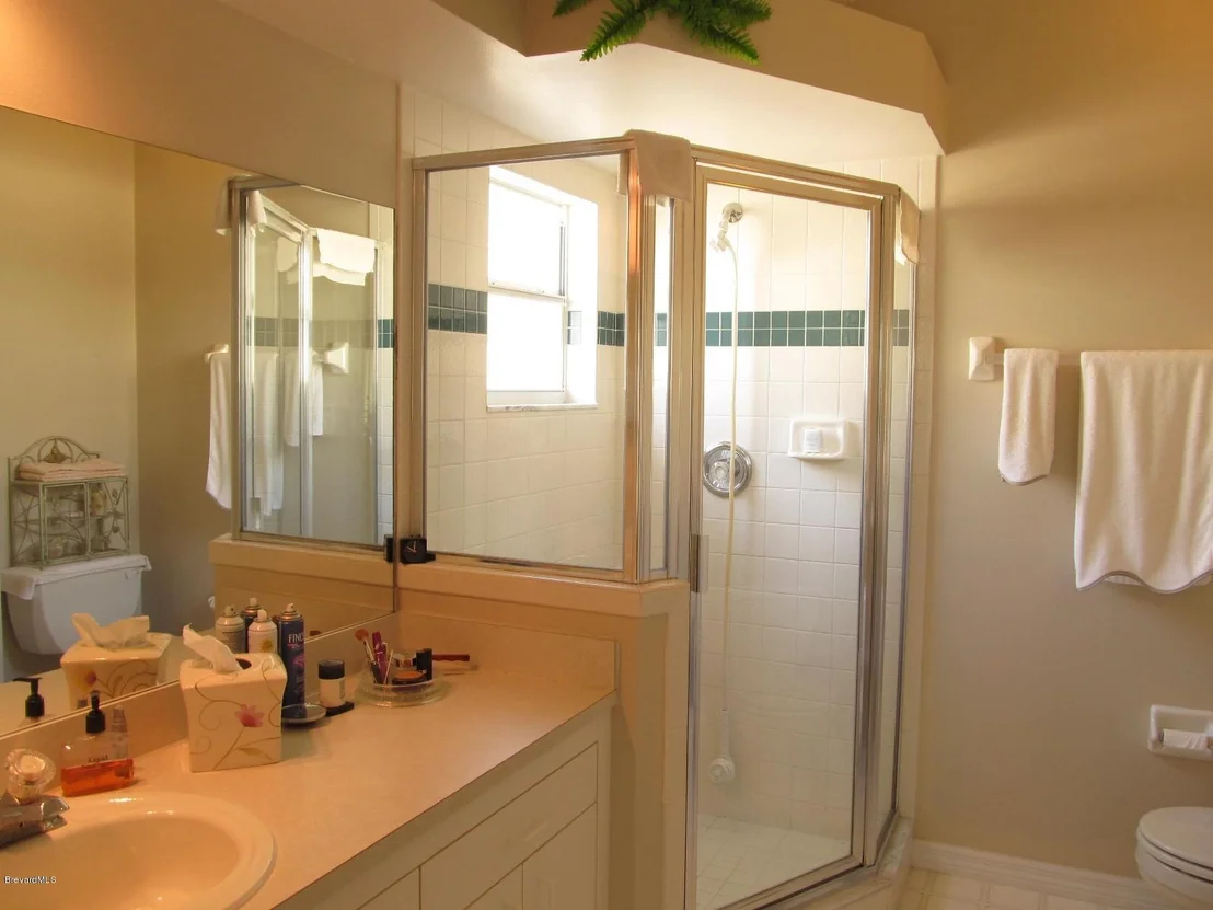 Photo of 2415 St Johns Lane