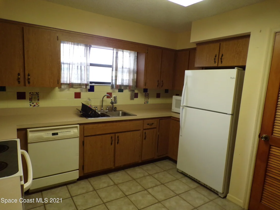 Photo of 398 Fordham Street