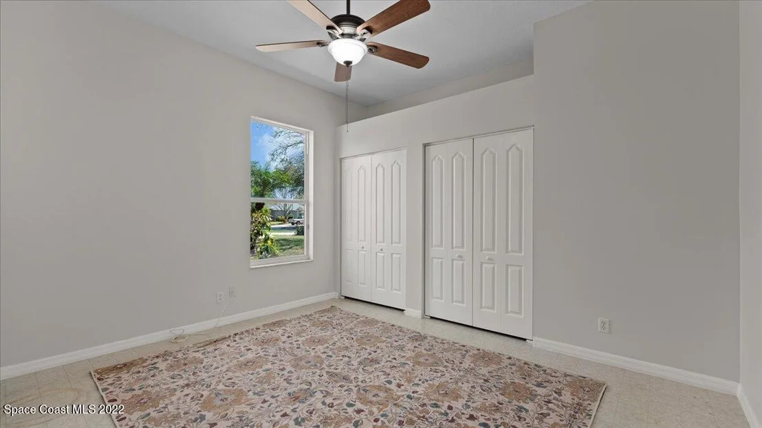 Photo of 5947 Newbury Circle