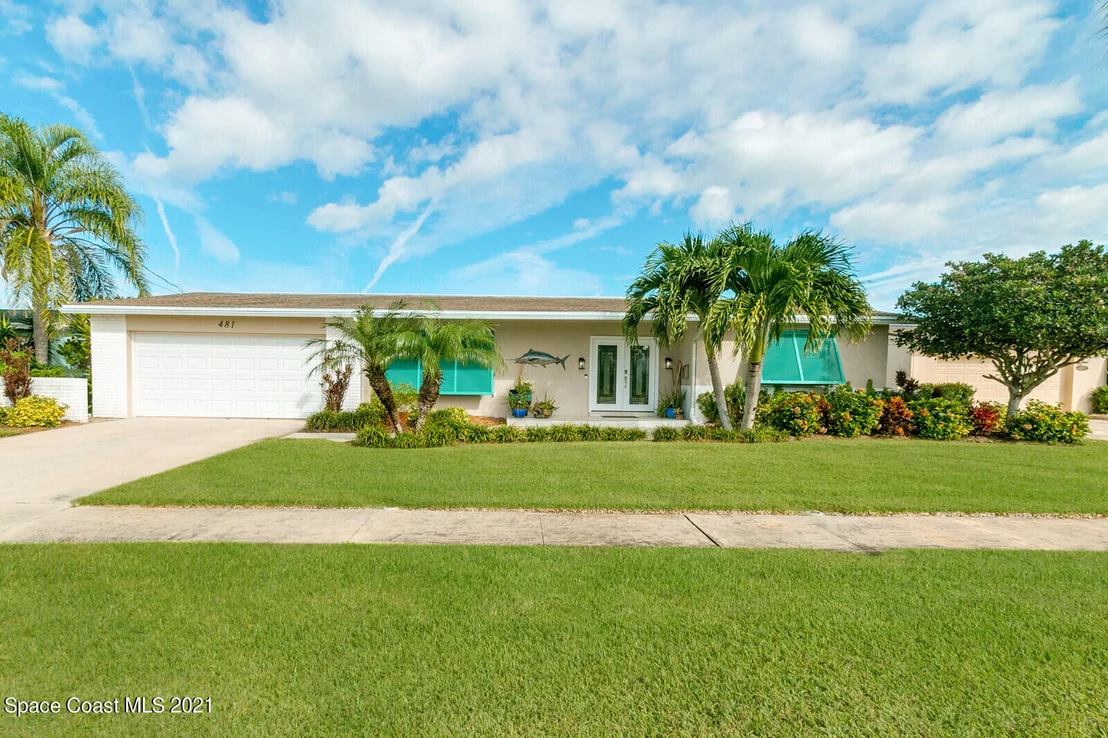 Photo of 481 Cardinal Drive
