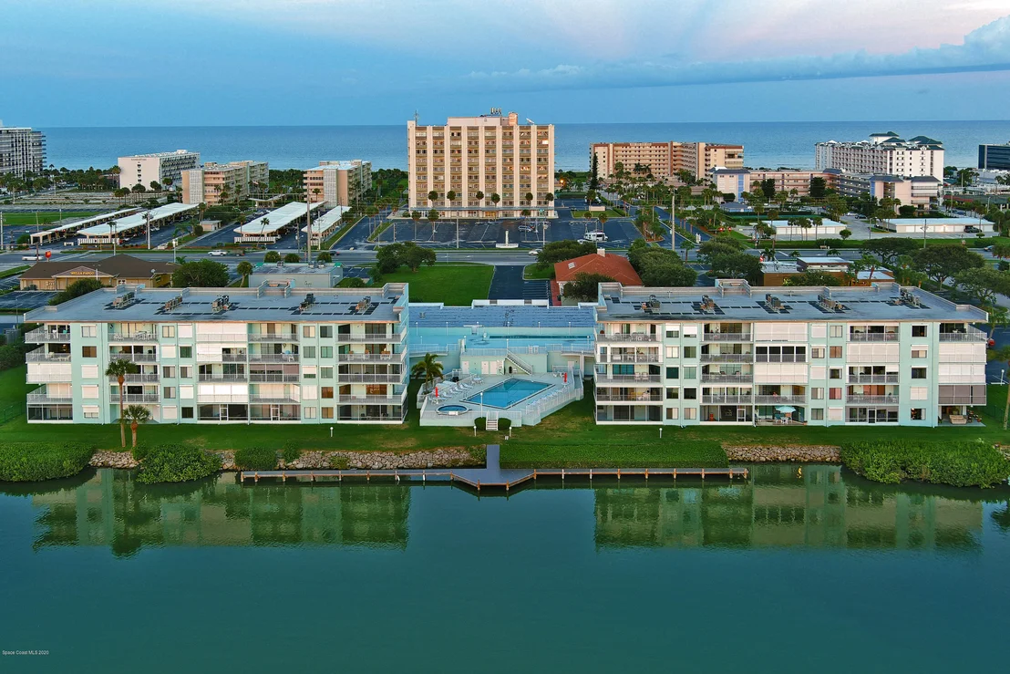 Photo of Unit 1302 at 1700 Commodore Boulevard