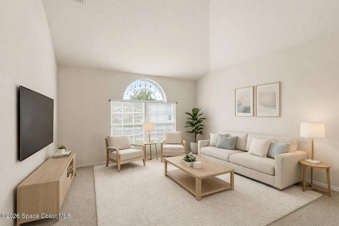 Photo of 975 S Fork Circle