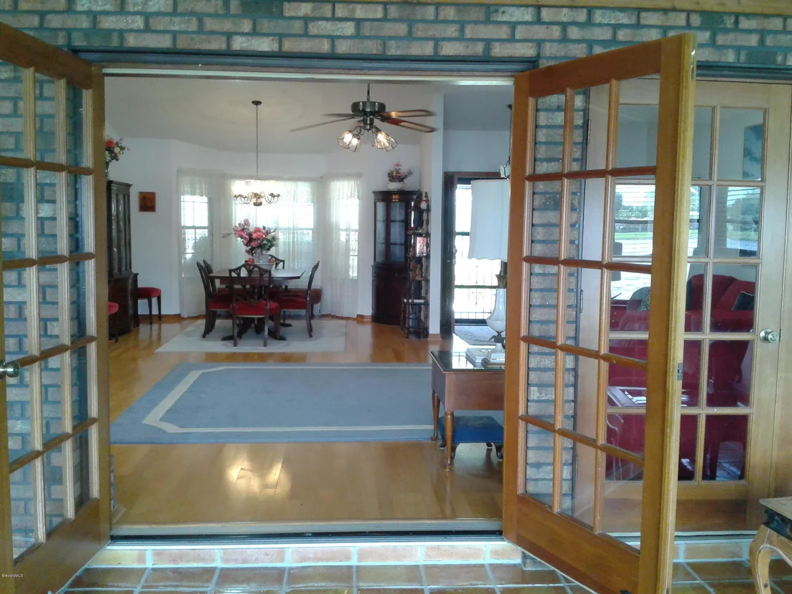 Photo of 481 Crystal Lake Drive
