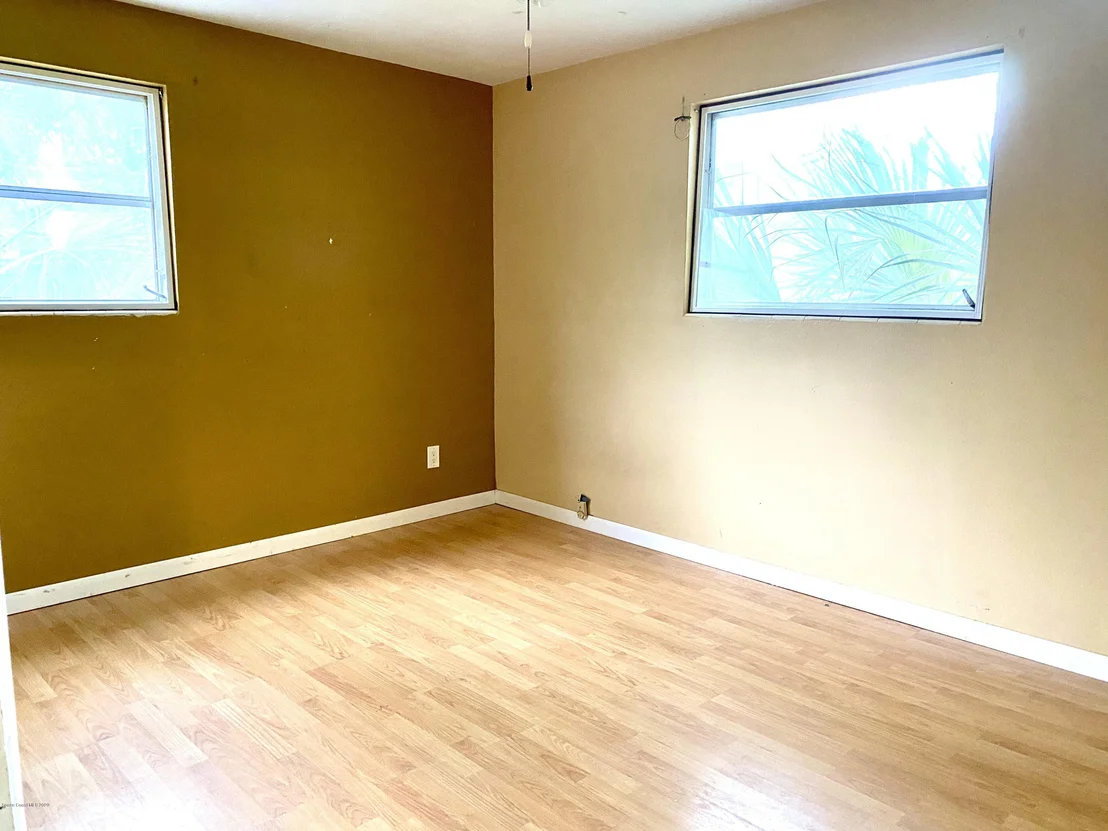 Photo of 1205 Vassar Lane
