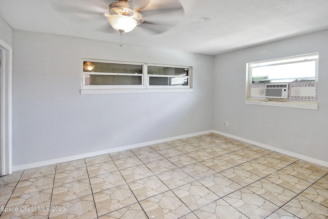 Photo of 985 Palmer Street