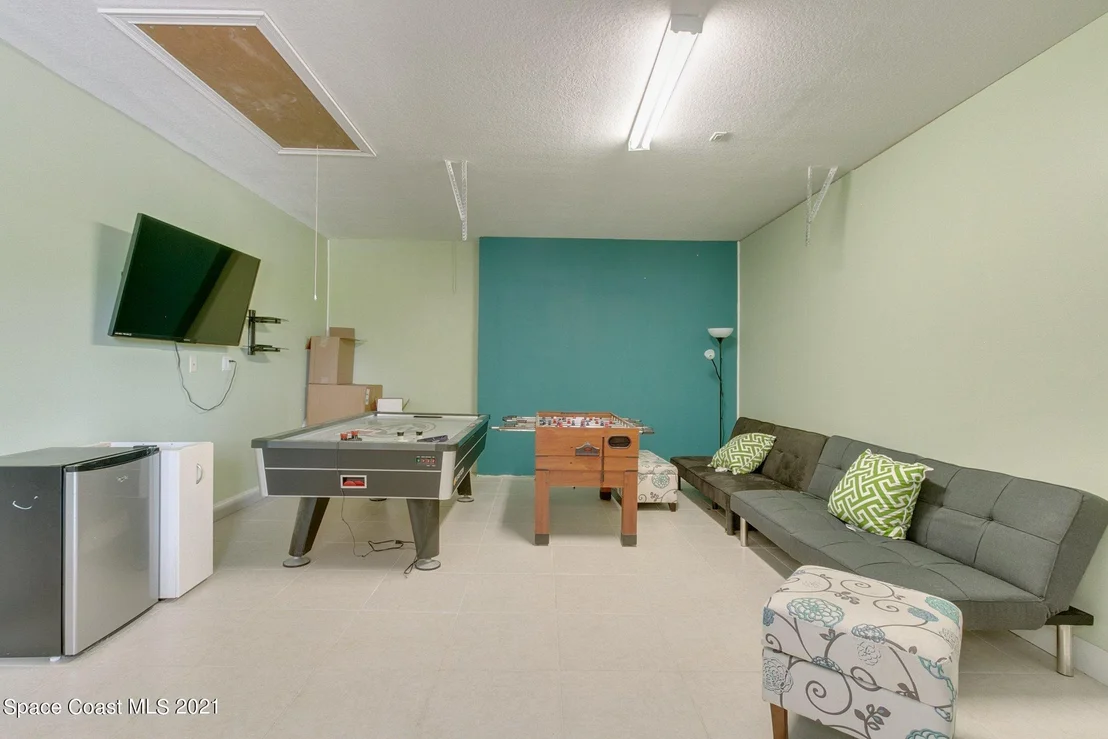 Photo of 925 Valkaria Road