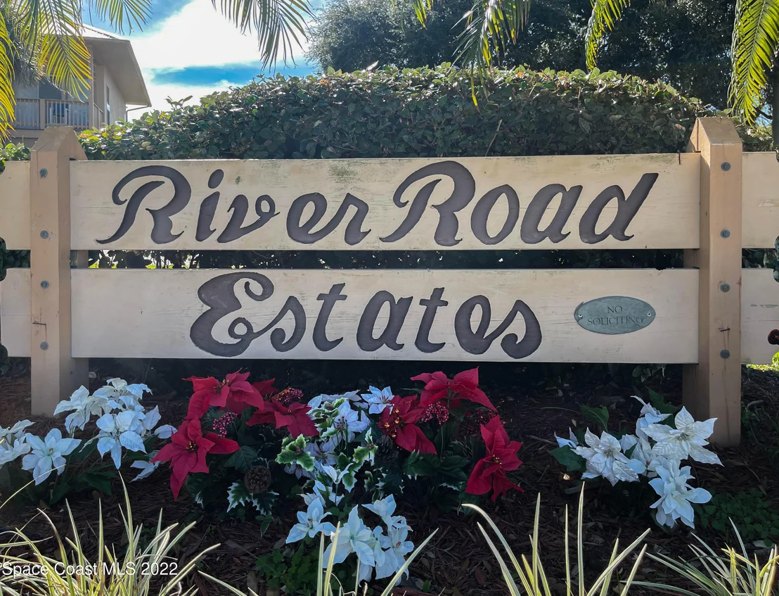 Photo of 115 River Road Circle