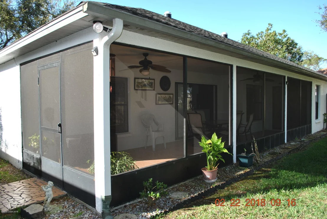 Photo of 889 Shoshone Lane