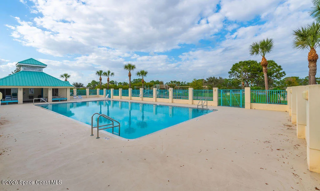 Photo of 825 Thrasher Drive