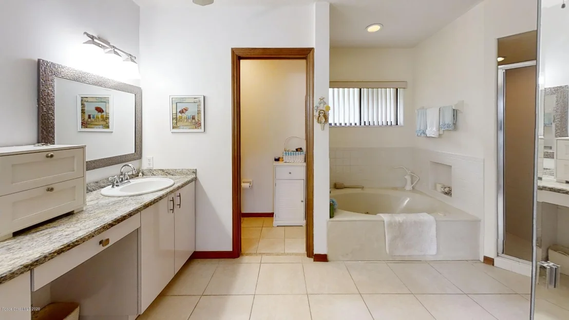 Photo of 1380 Silver Lake Drive