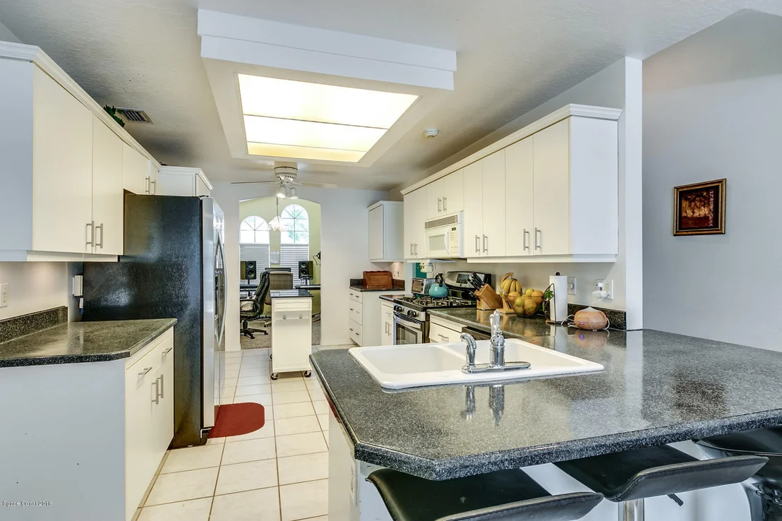 Photo of 1001 Pelican Lane