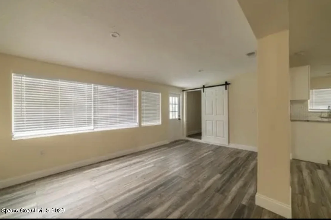 Photo of 1438 Albert Drive
