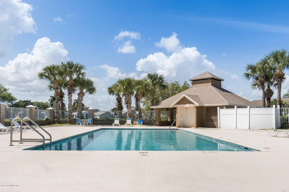 Photo of 7038 Hammock Trace Drive
