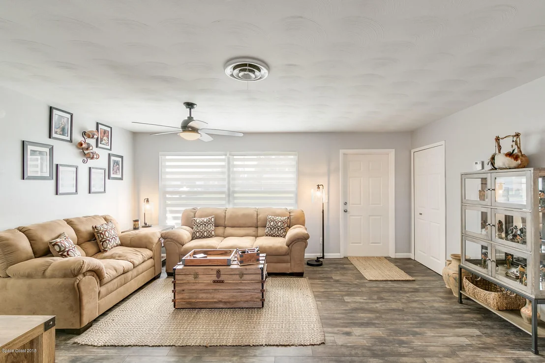 Photo of 1782 Hudson Circle N
