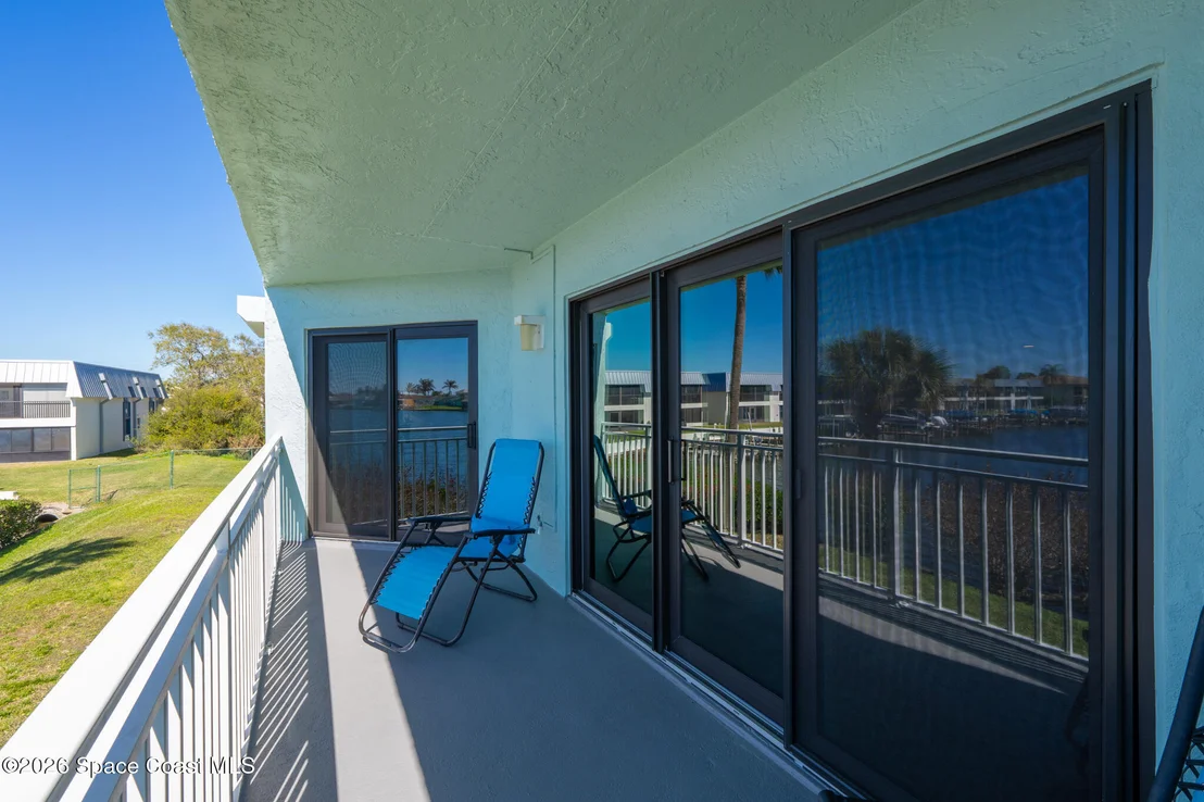 Photo of Unit 2203 at 1750 Commodore Boulevard