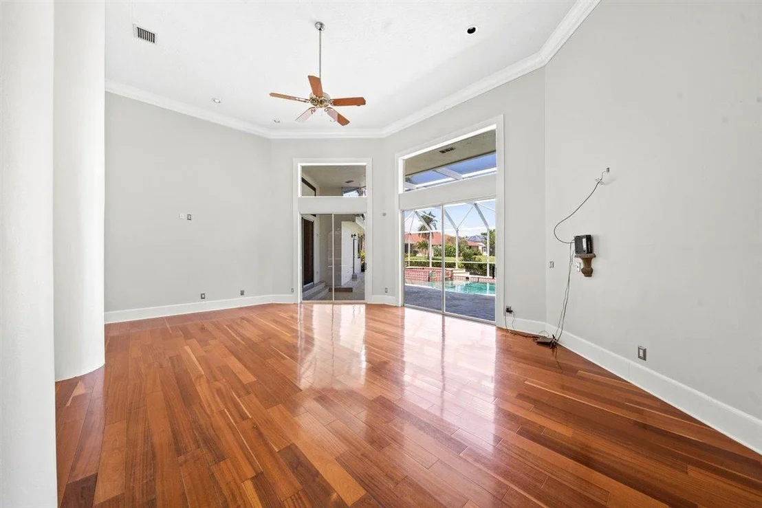 Photo of 680 Falcon Drive