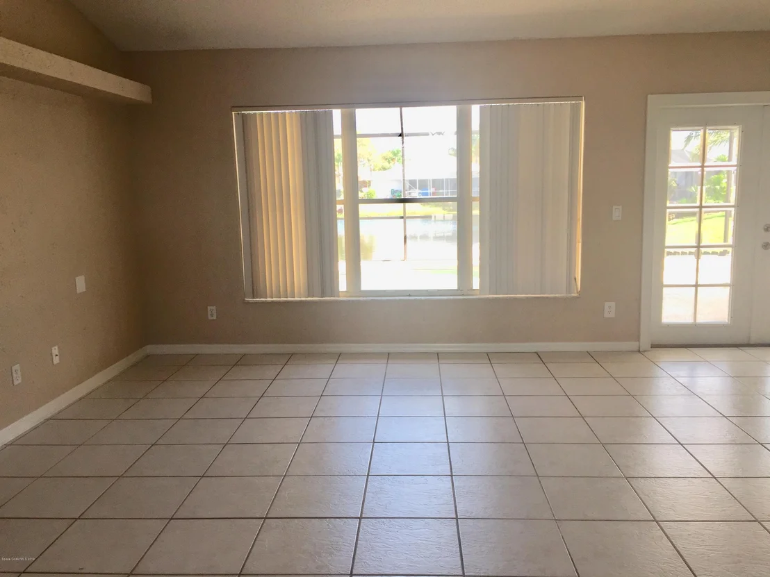 Photo of 916 Beryl Drive
