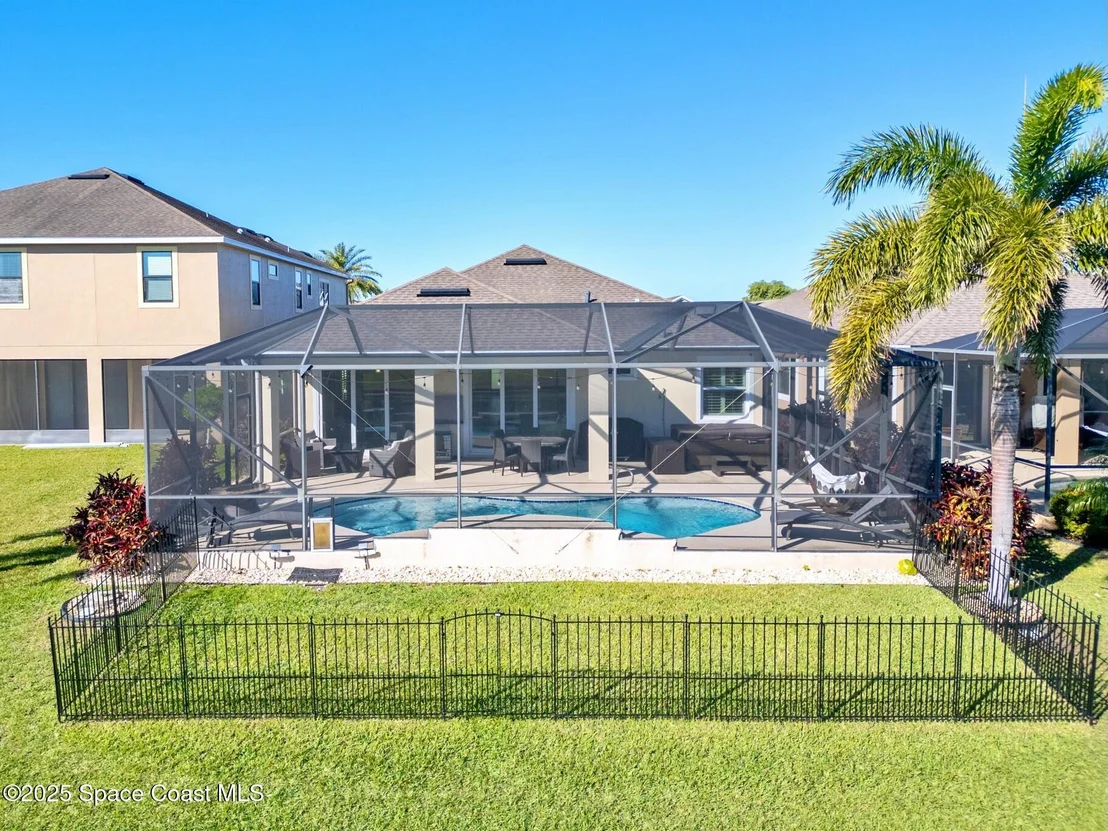 Photo of 8021 Strom Park Drive