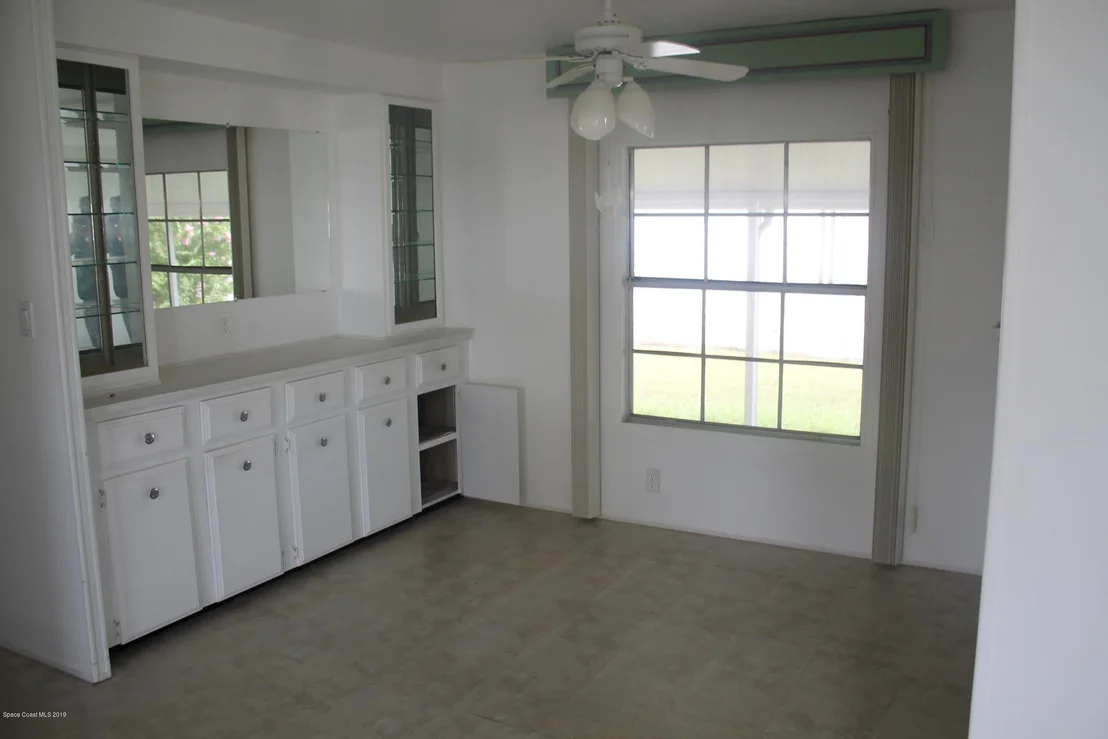 Photo of 505 Jennifer Circle