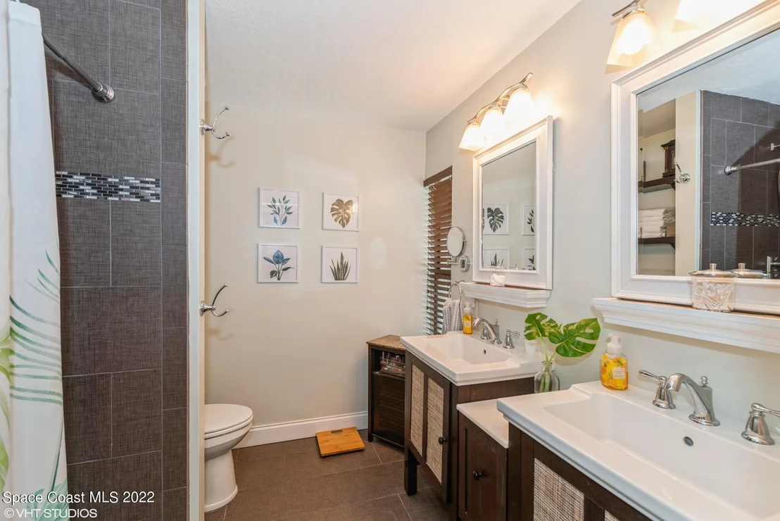 Photo of 386 Timberlake Drive