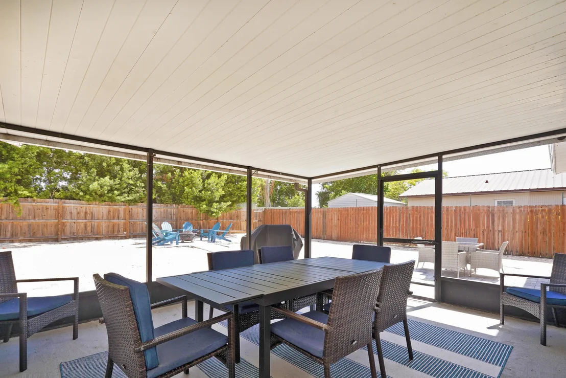 Photo of 832 Berkshire Drive