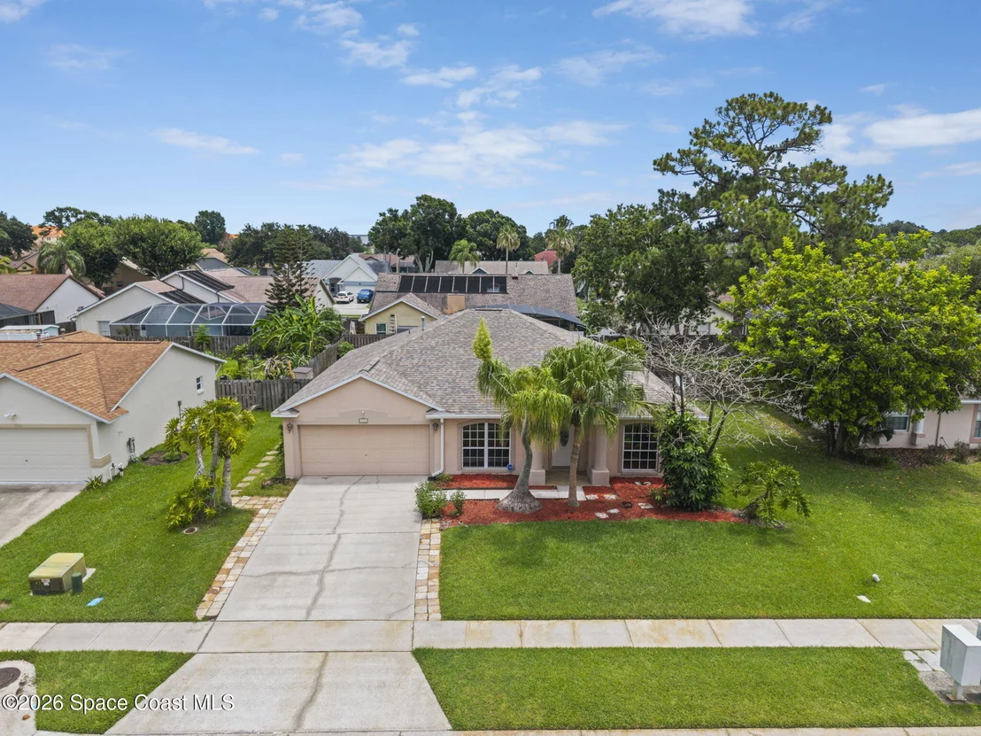 Photo of 970 Kingfisher Way