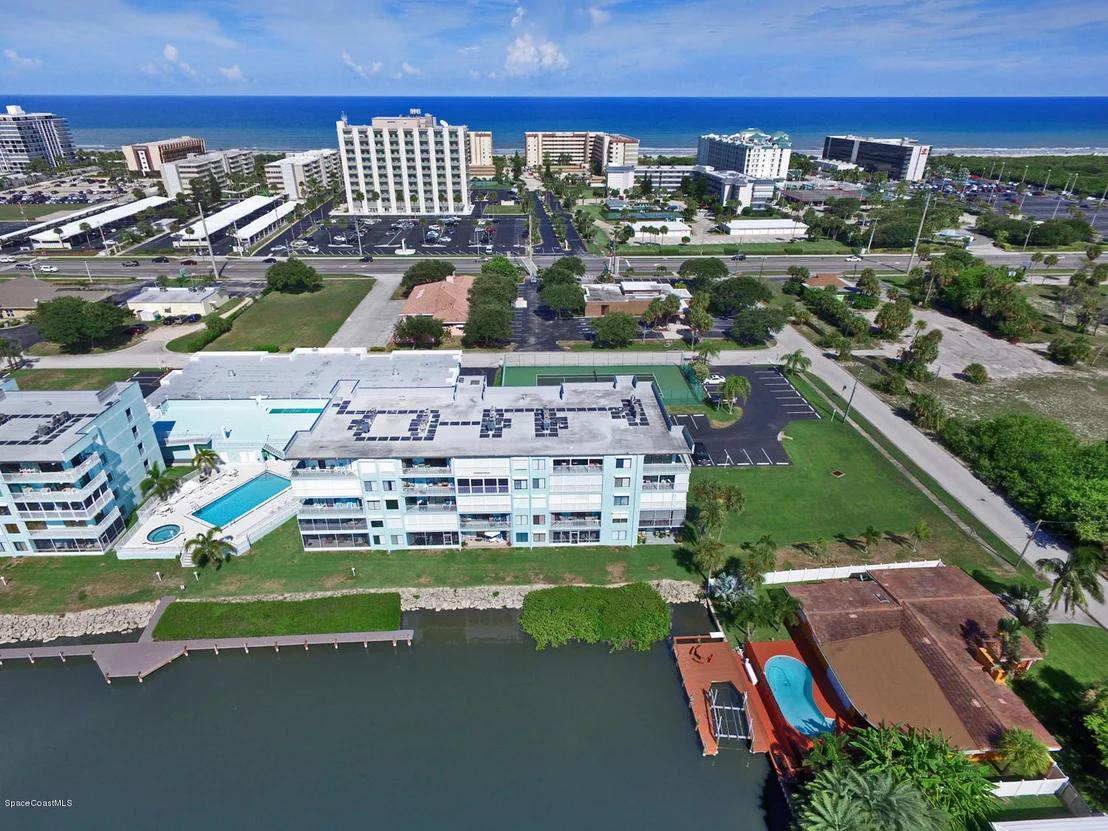 Photo of Unit 1205 at 1700 Commodore Boulevard