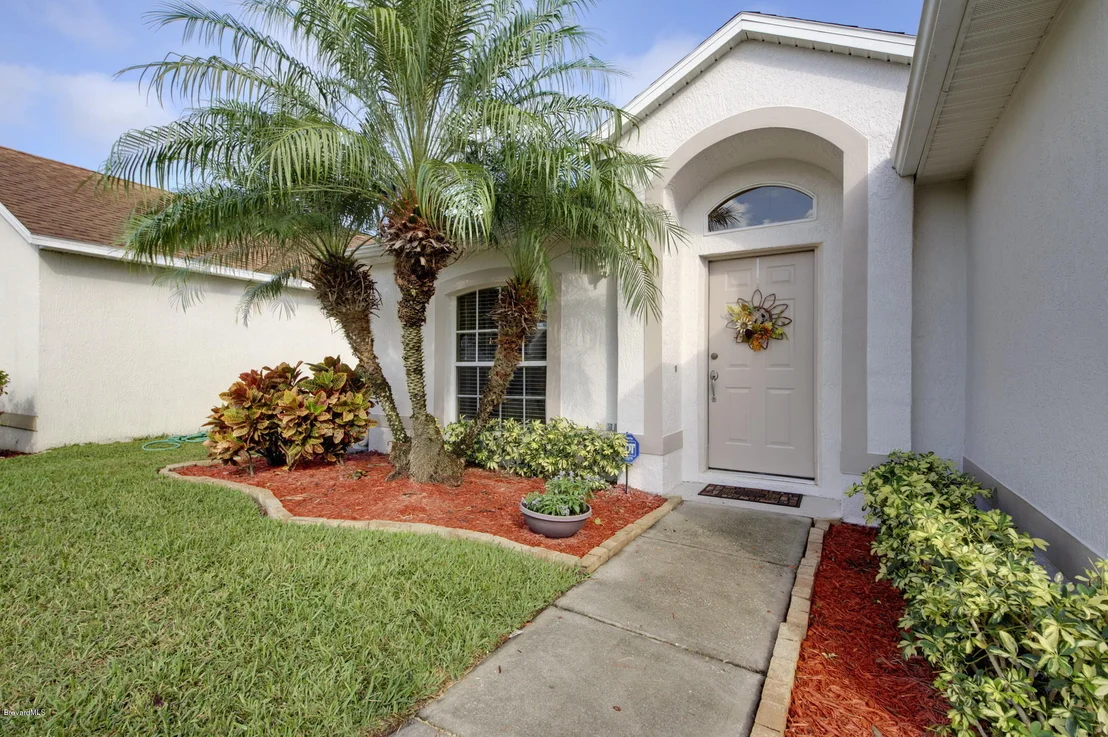 Photo of 1071 Olde Bailey Lane