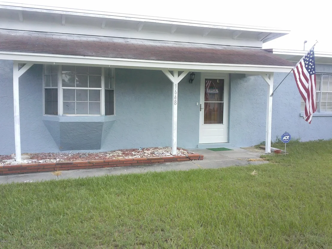 Photo of 1648 Dixie Way