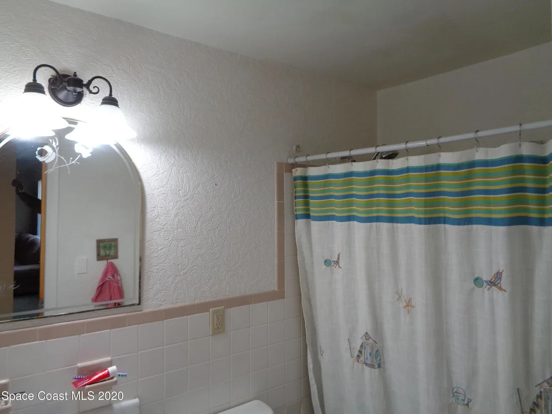 Photo of 1491 Birch Street