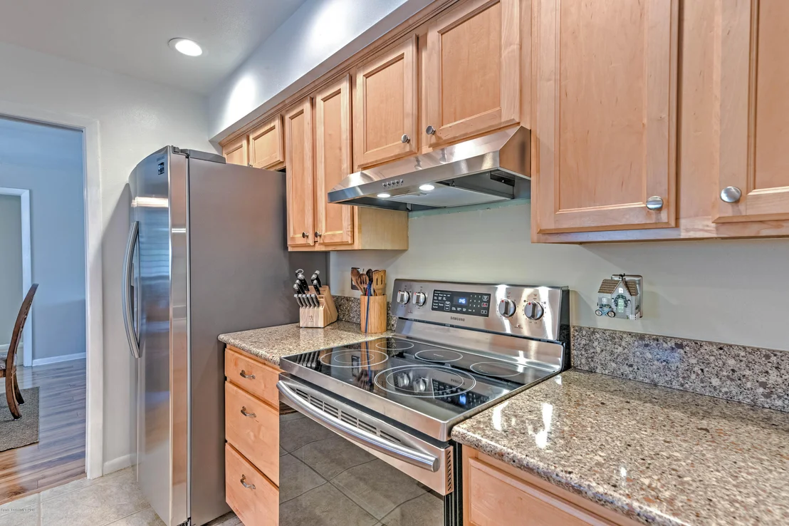 Photo of 860 Preston