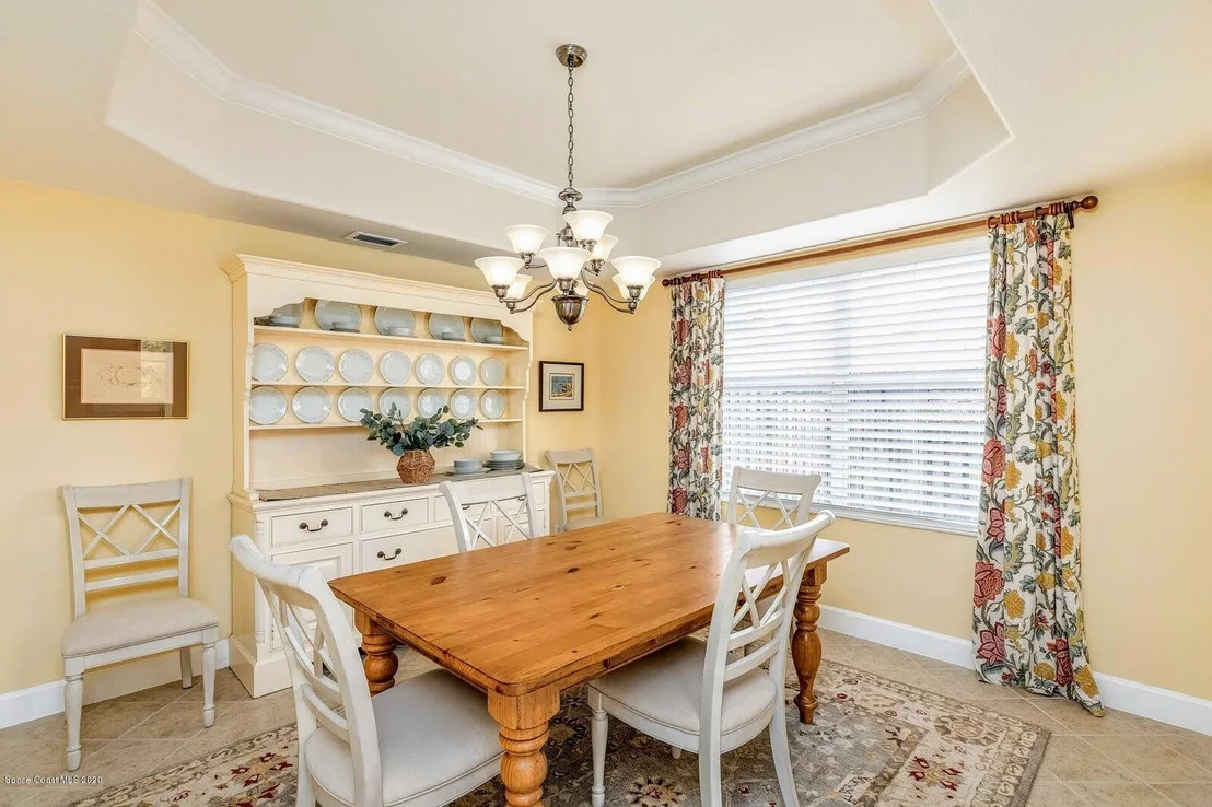 Photo of 230 Richards Road