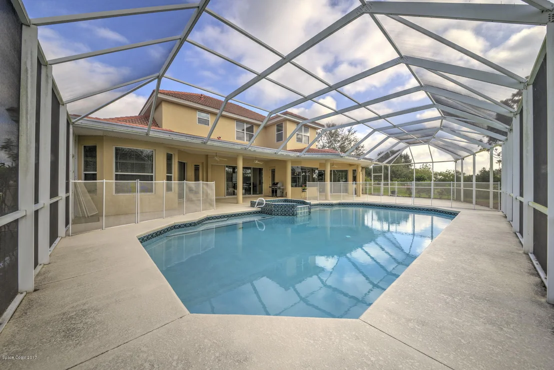 Photo of 1021 Stratford Place