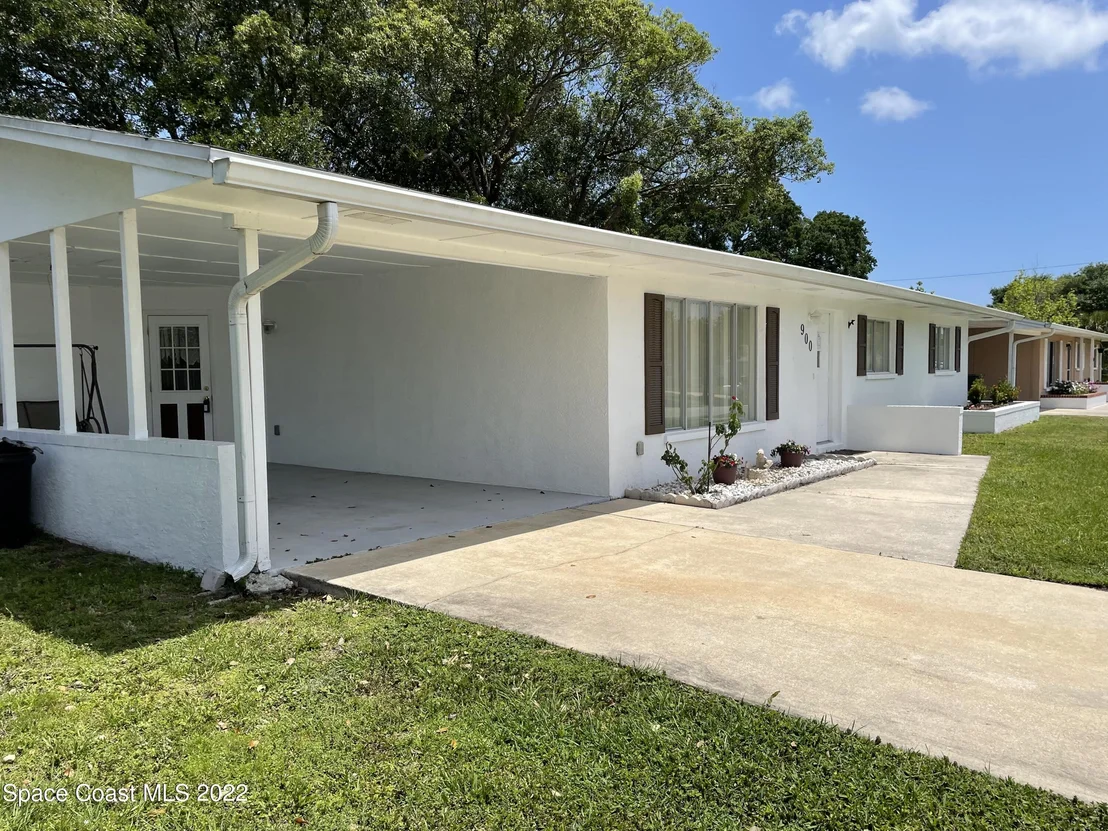 Photo of 900 Beaverdale Lane