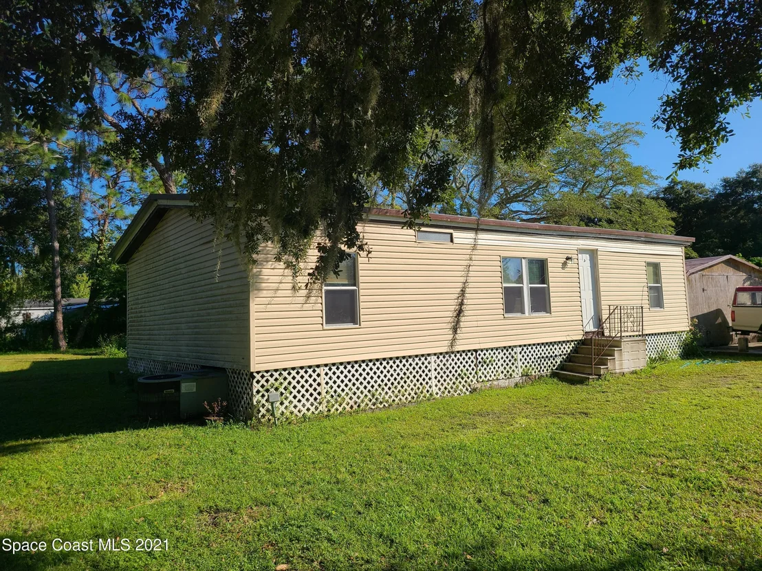 Photo of 17643 Evans Trail