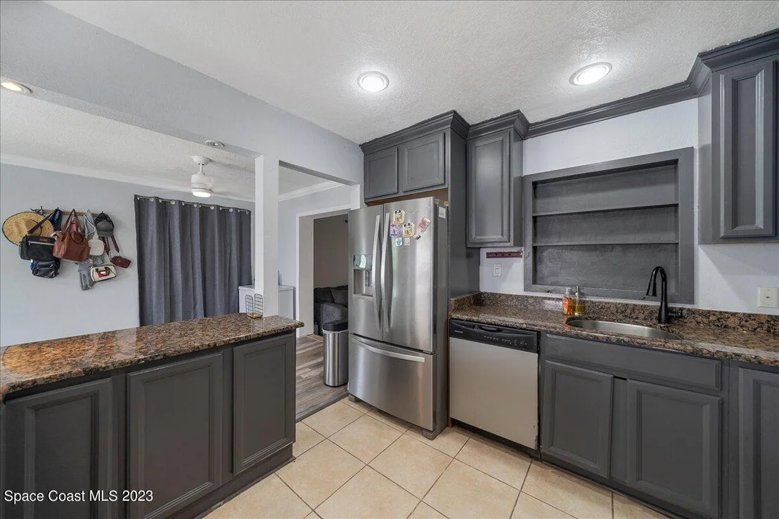 Photo of 380 Maple Place