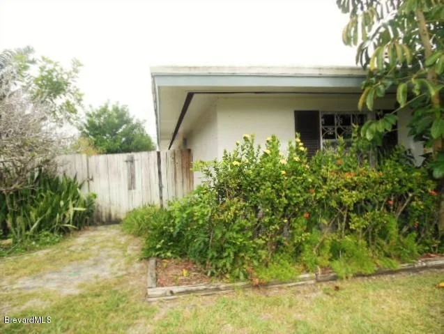 Photo of 530 Pine Tree Drive
